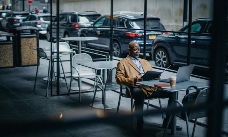 network traffic control office